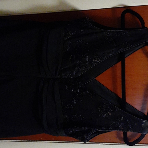 S L Fashions LBD - Picture 3 of 4